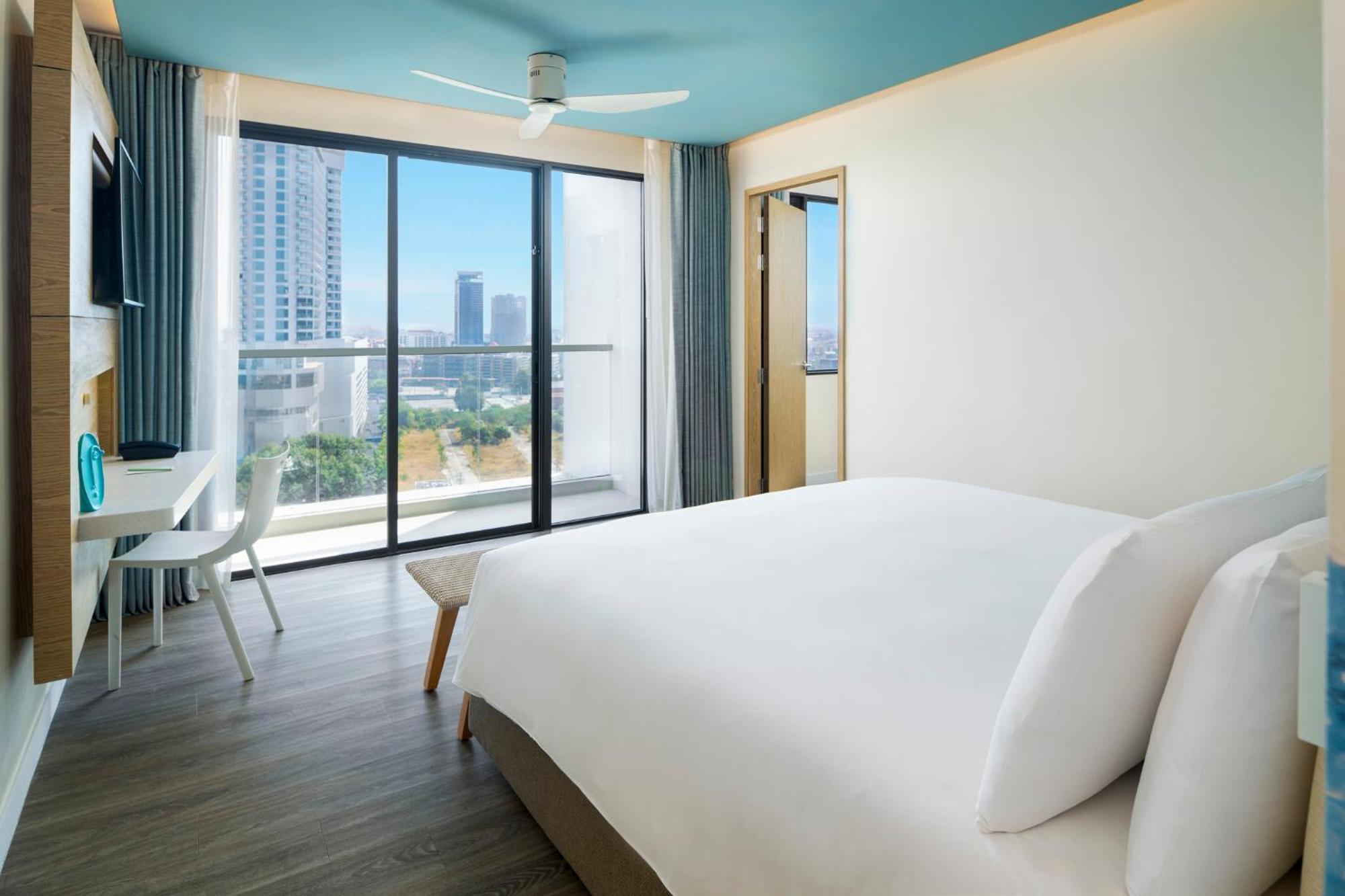 Ozo North Pattaya Hotel Екстериор снимка